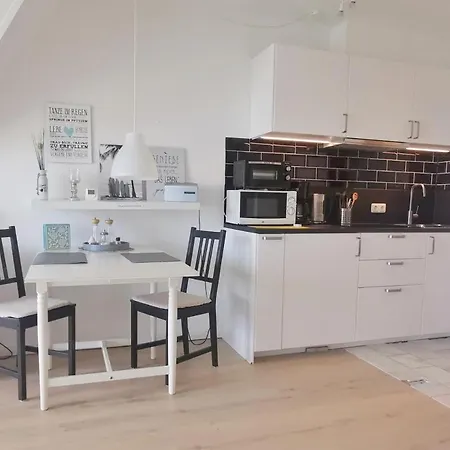 Obj 84 Meerblick Fuer 2 Bis 3 Personen Strandnah, Wlan Apartmán *